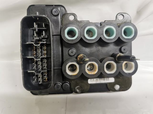 Toyota Yaris 2005-2010 ABS elektronika 89541-52110,44510-52220  KI-BE SZERELÉST IS VÁLLALUNK!