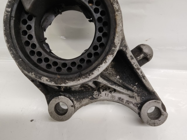 Opel Astra G 1998-2008 Motortartó Bak 13115706